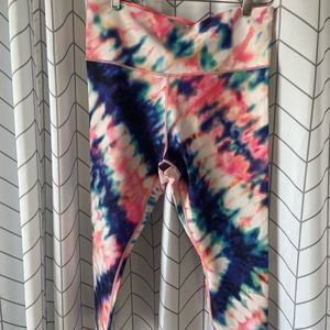 Athleta Elation Tie-Dye 7/8 Tight